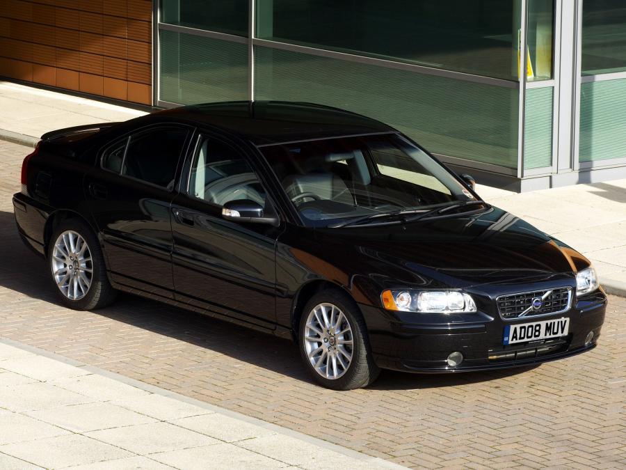  Volvo S60 2007 года  (UK) (фото 8 из 14)